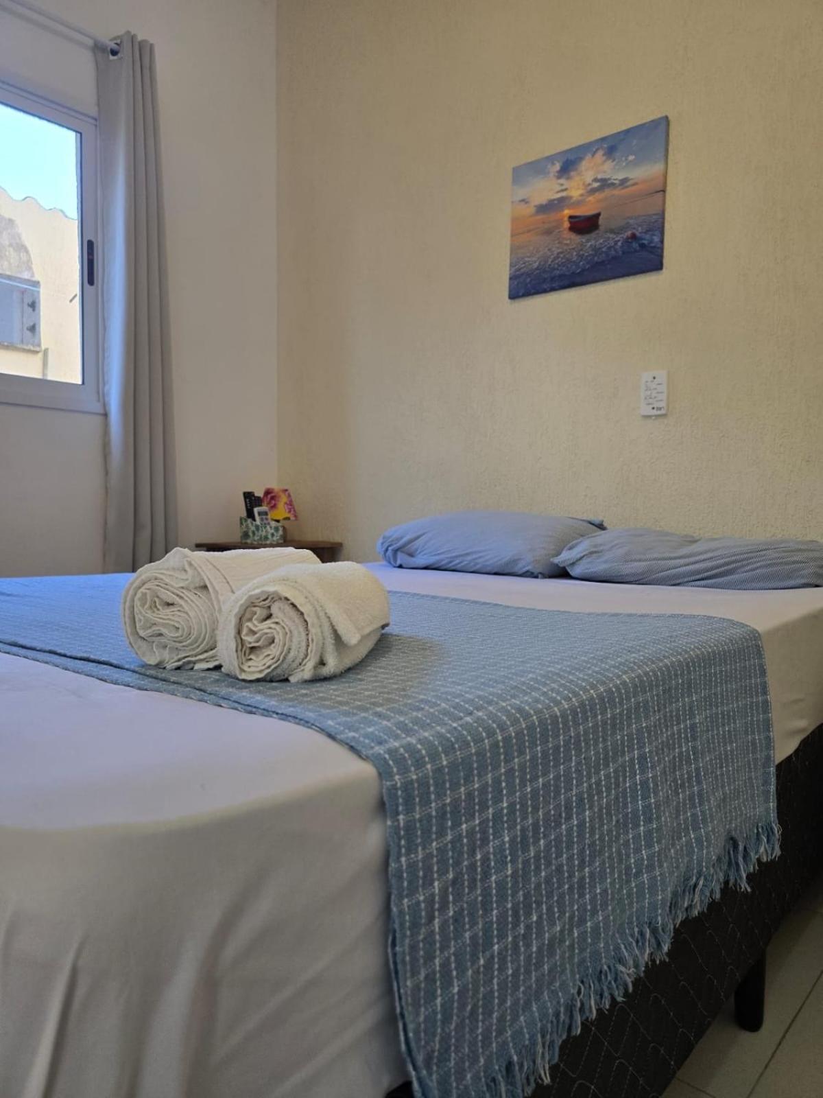 Com Ar Condicionado E Piscina 200 Metros Da Do Sape Casa de hóspedes *