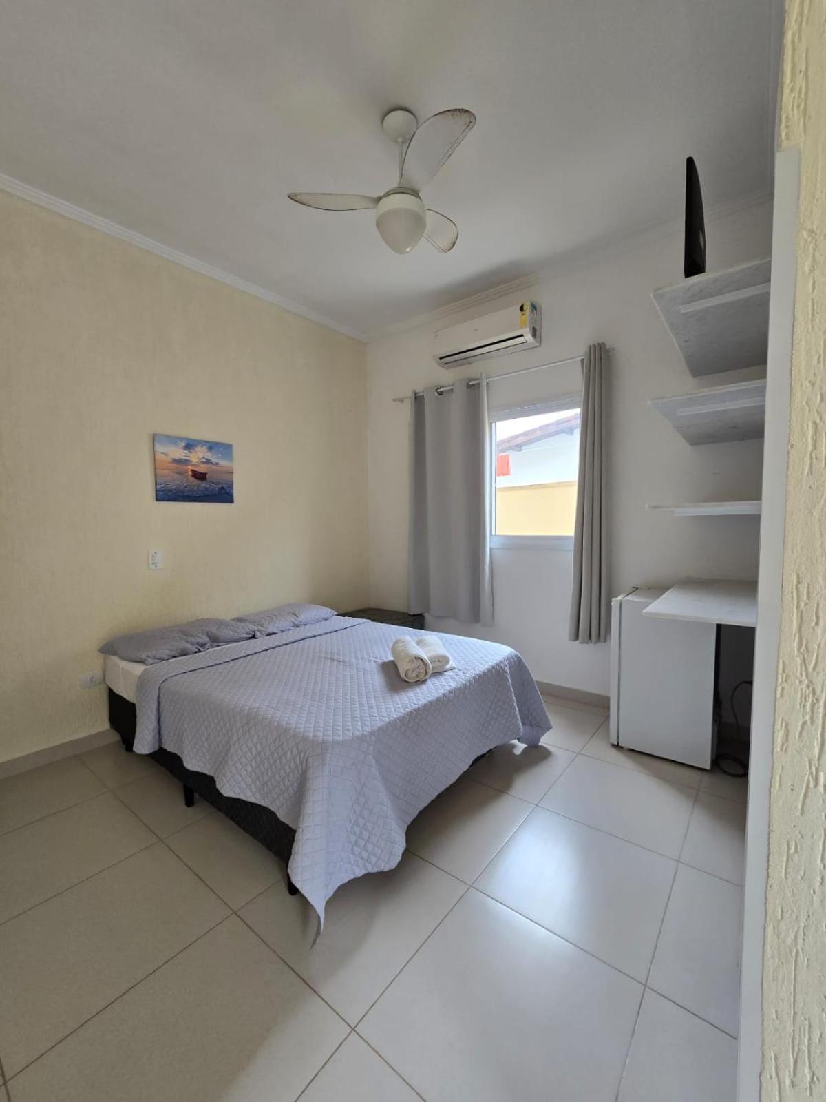 Casa de hóspedes Com Ar Condicionado E Piscina 200 Metros Da Do Sape